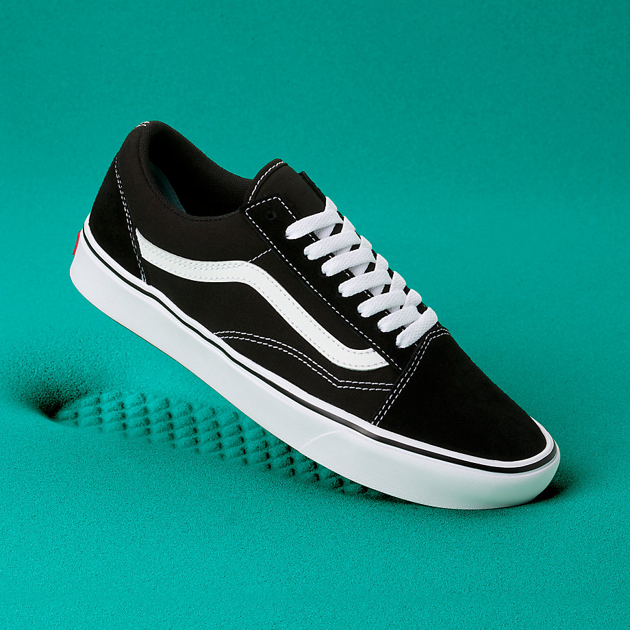 Vans Bayan Spor Ayakkabı ComfyCush Old Skool Siyah/Beyaz | 74794-754